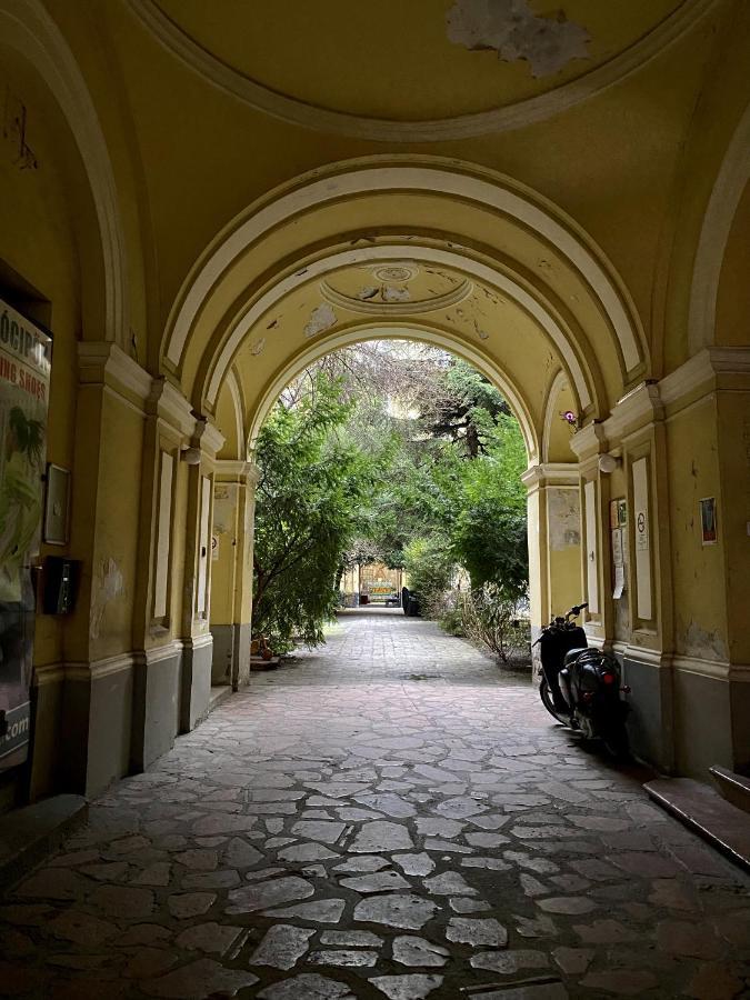 Kiraly Street , Stylish Apartment Budapest Exterior foto
